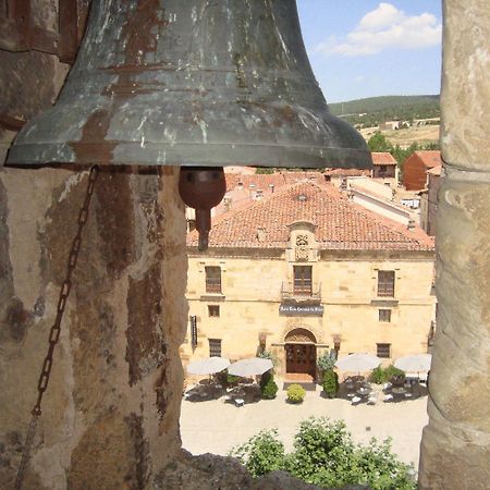 Hotel Tres Coronas De Silos Санто-Доминго-де-Силос Экстерьер фото